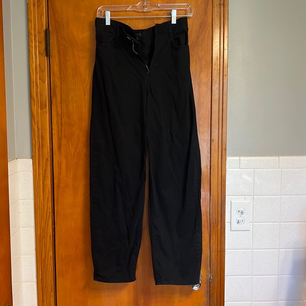 Black COS wide boot leg pants size 4, good condition